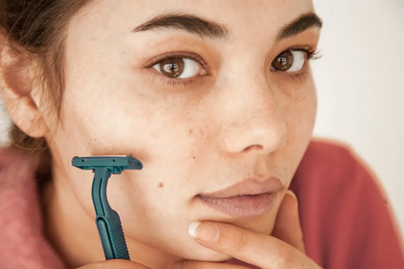 The Rise of Face Shaving for Women: Benefits and Considerations